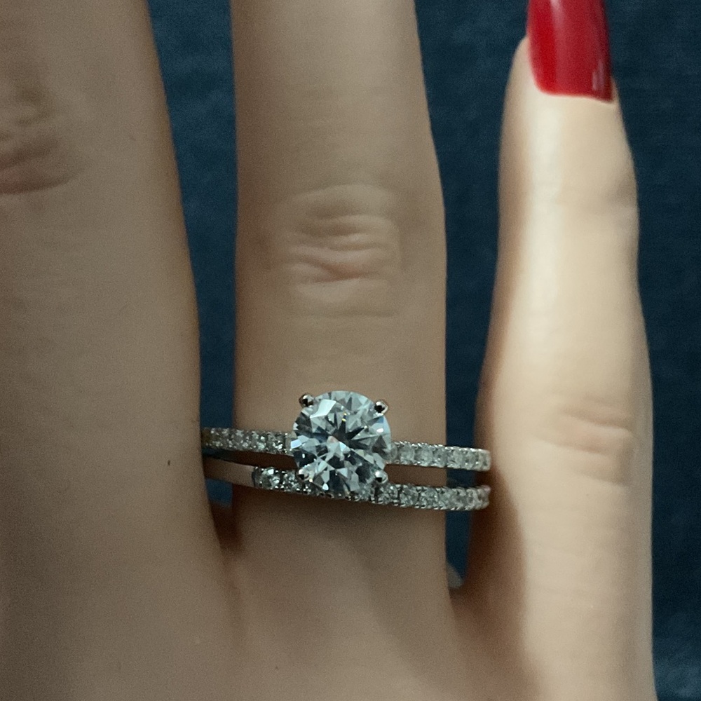 NWT Moissanite wedding set sterling silver - Picture 4 of 8